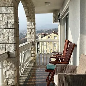 https://villa-giani-apartments-with-swimming-pool.primorje-gorskikotar.com